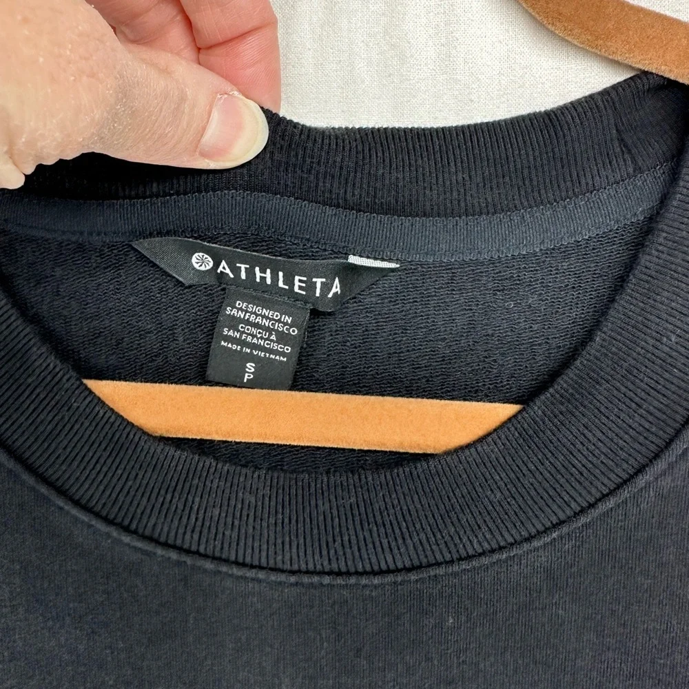 Athleta balance sweatshirt